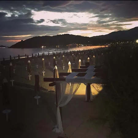 Perla Di Mare * Scauri (Lazio)